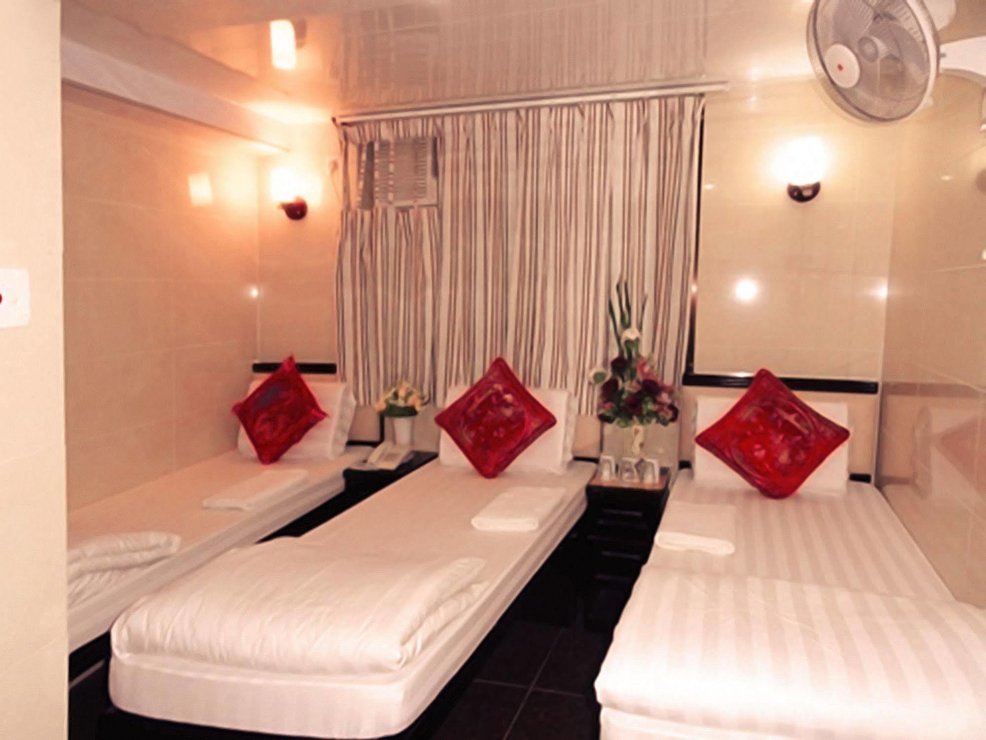Manila Hotel -Hostel Block D ฮ่องกง ภายนอก รูปภาพ